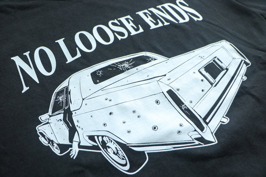 NO LOOSE ENDS T-SHIRT